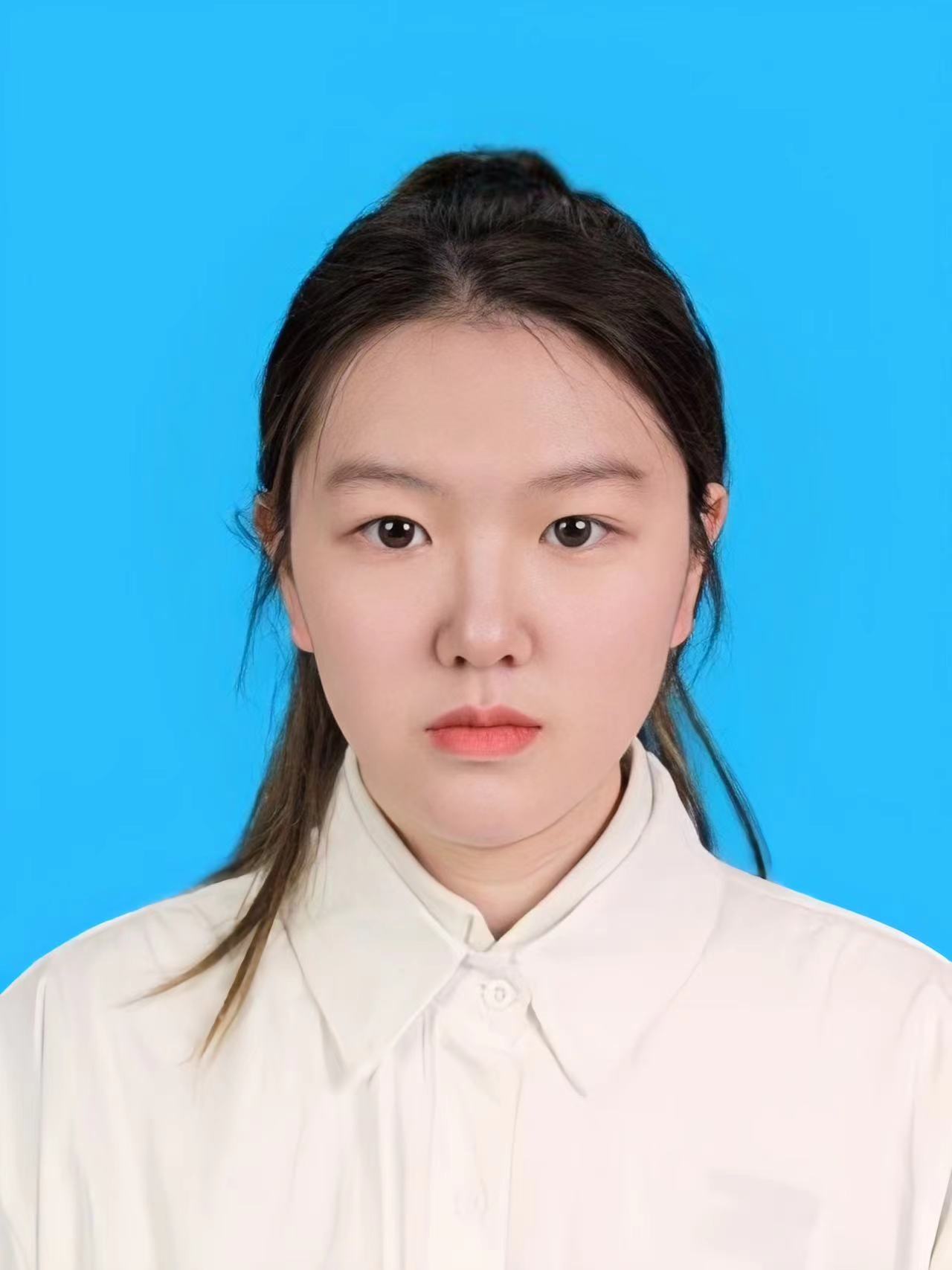 袁诗涵的肖像